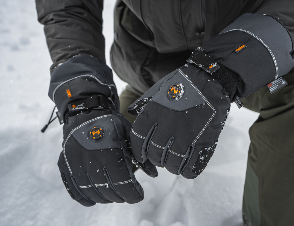 Embrace the Cold with Style How Fieldsheer's Heated Gloves are Revolu